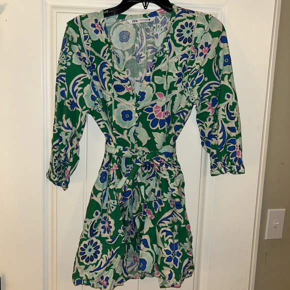 Beautiful Zara dress size M worn once - Picture 3 of 4